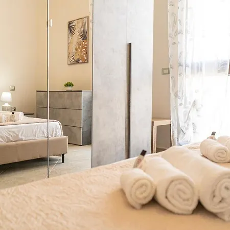 Apartment, Comodo Tra Il Centro E Il Mare דירה *