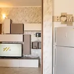 Appartement Apartment, Comodo Tra Il Centro E Il Mare *