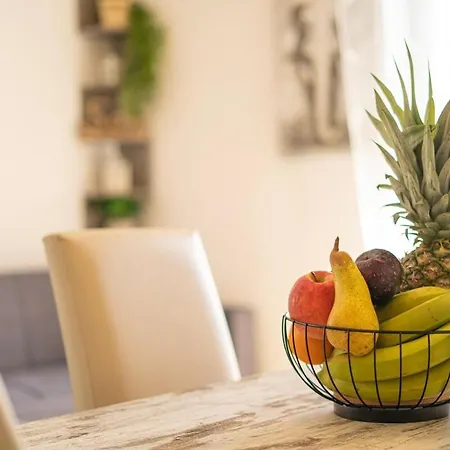 Apartamento Apartment, Comodo Tra Il Centro E Il Mare