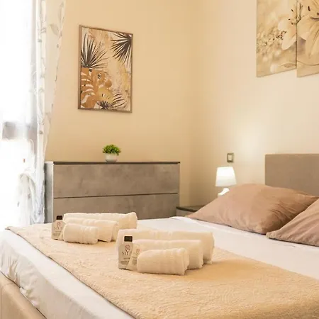 Apartment, Comodo Tra Il Centro E Il Mare 아파트 *