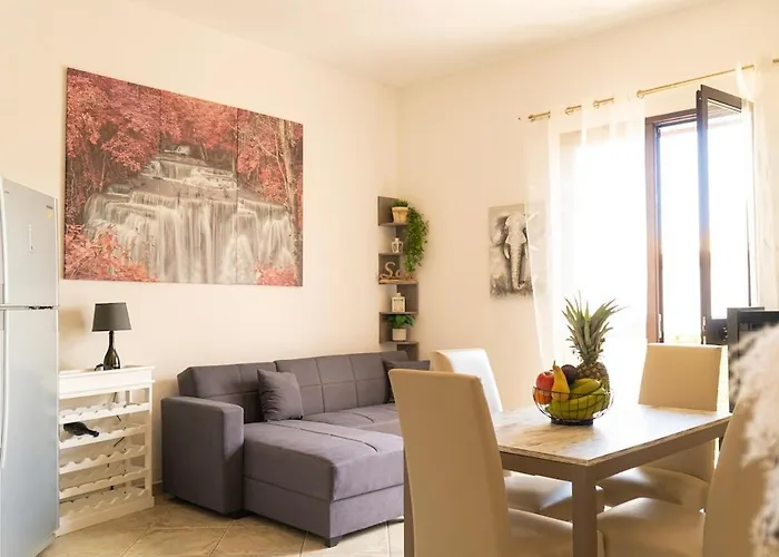 شقة Apartment, Comodo Tra Il Centro E Il Mare *